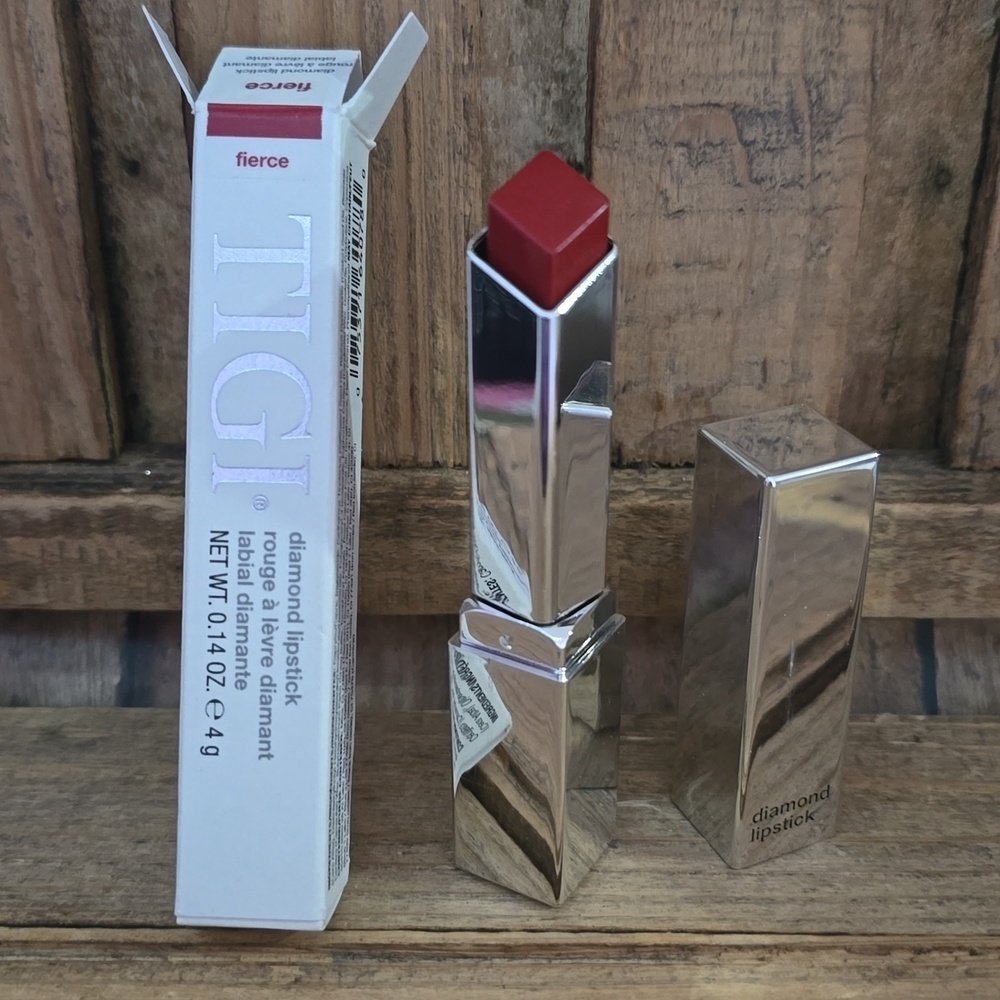 Tigi Diamond Lipstick-Fierce